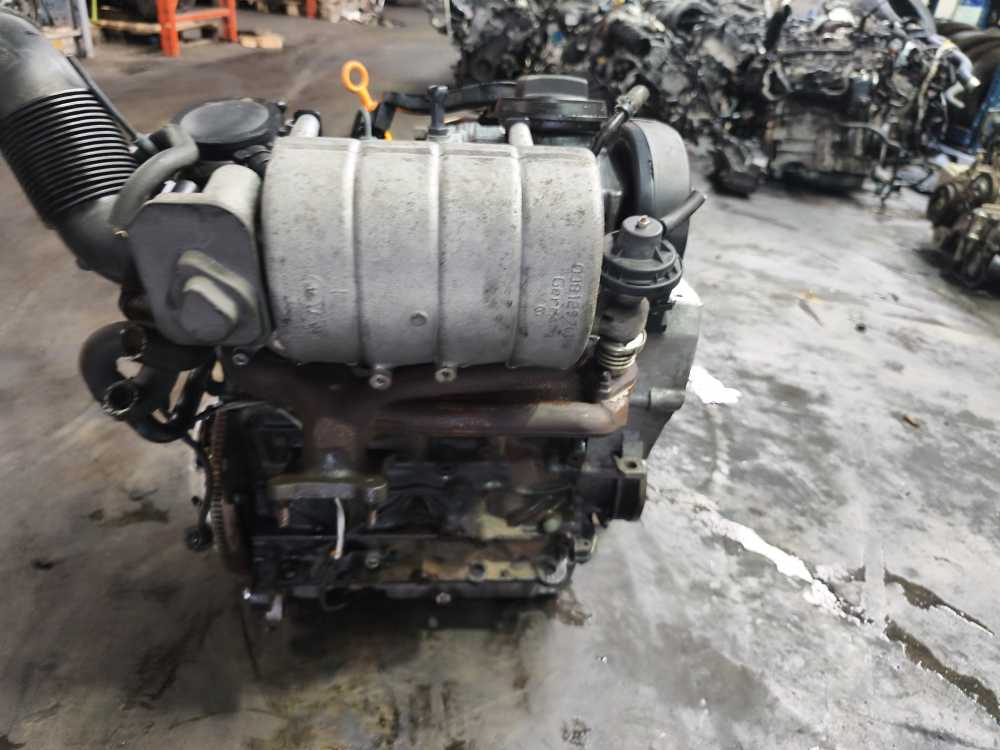 MOTEUR VW/SEAT/SKODA/AUDI 1.9SDI ASY - Vue 5